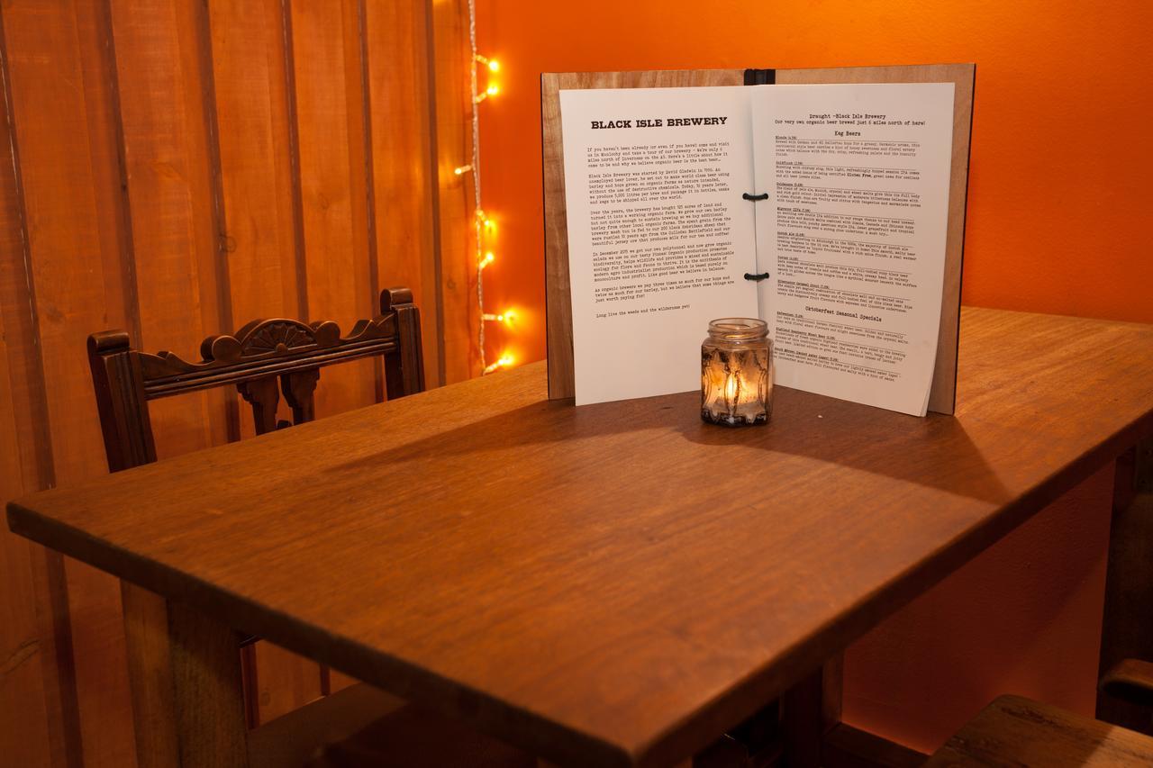 Black Isle Bar & Rooms Инвернесс Экстерьер фото