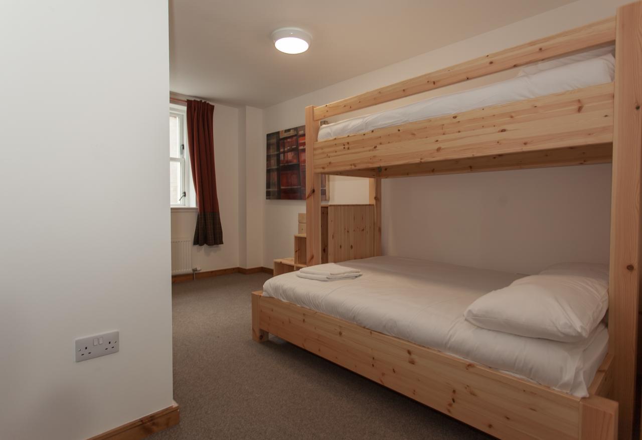 Black Isle Bar & Rooms Инвернесс Экстерьер фото